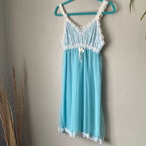 #4 Vintage slip lace babydoll medium